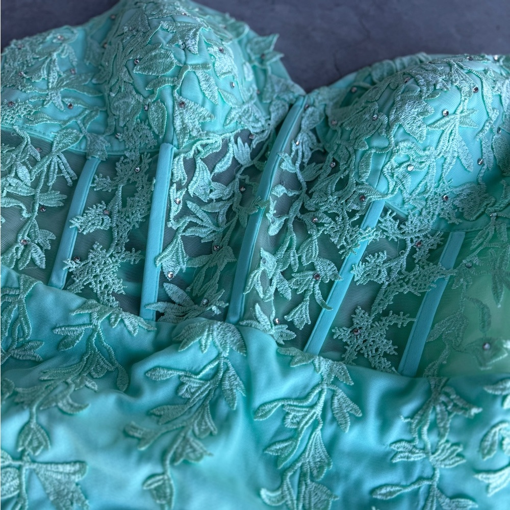Elegant Aqua Strapless Dress with Lace Details NWT